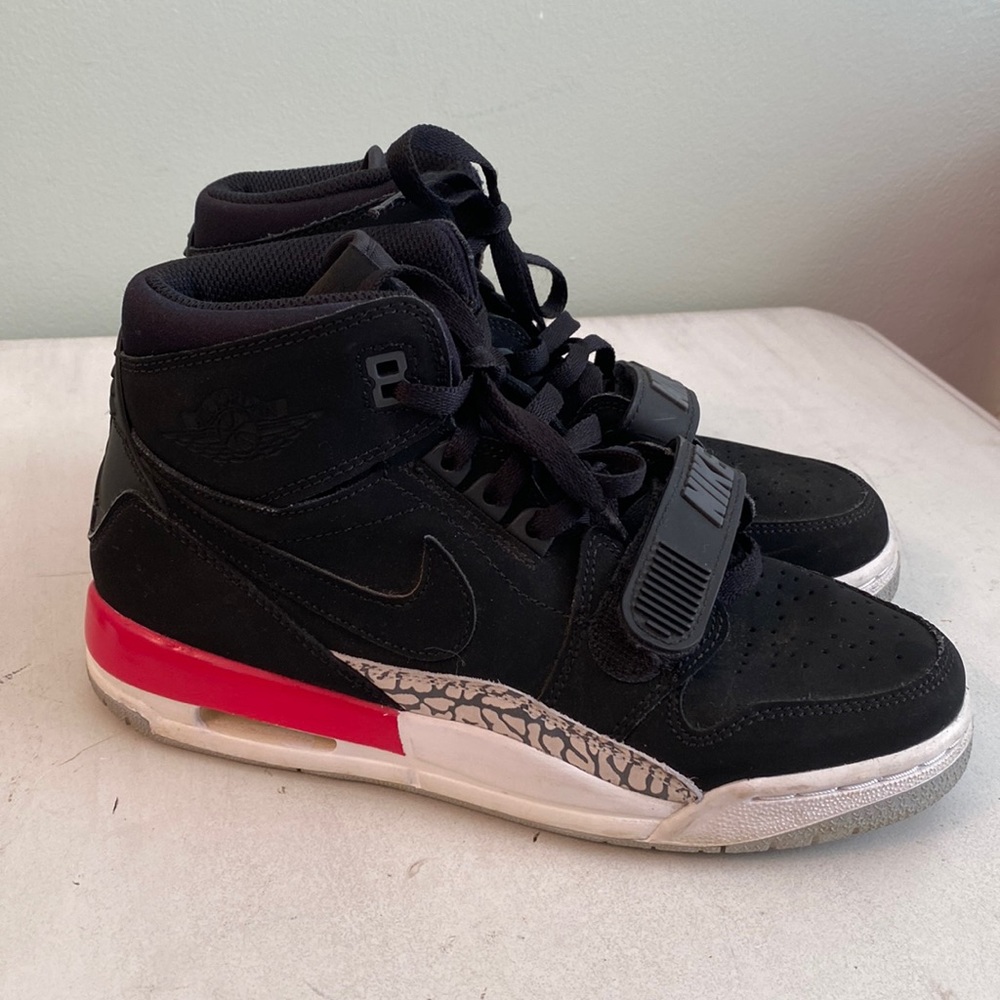 Nike Air Jordan Legacy 312 Black- red shoes AT4040-080